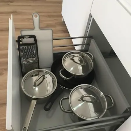 Pasithea Ларнака