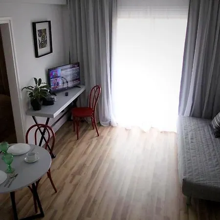 Pasithea דירה לרנקה